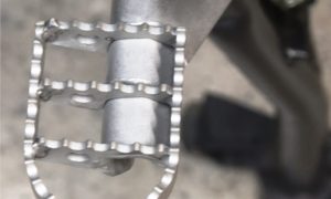 A050000 - Triumph Wide Foot pegs Stainless Steel