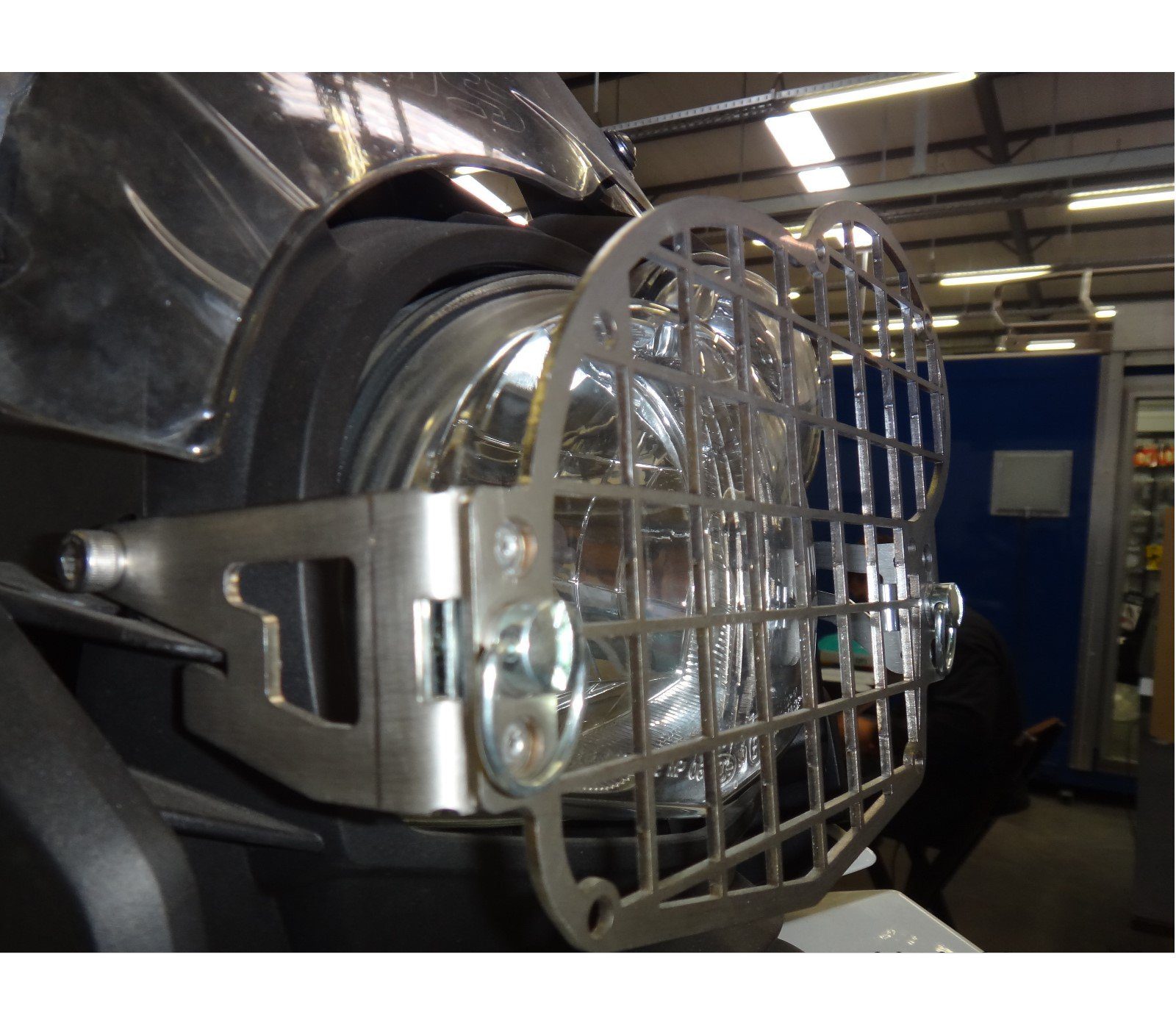 A090845 - BMW Head Light Guard - Stainless Grid Type